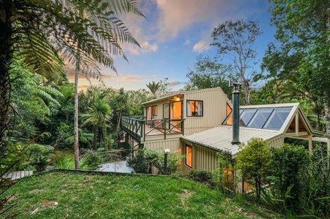Photo of property in 576c South Titirangi Road, Titirangi, Auckland, 0604