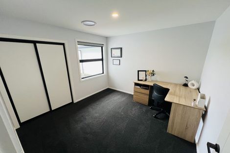 Photo of property in 42b Moeraki Road, Maoribank, Upper Hutt, 5018