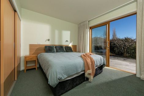 Photo of property in 337 Beacon Point Road, Wanaka, 9305