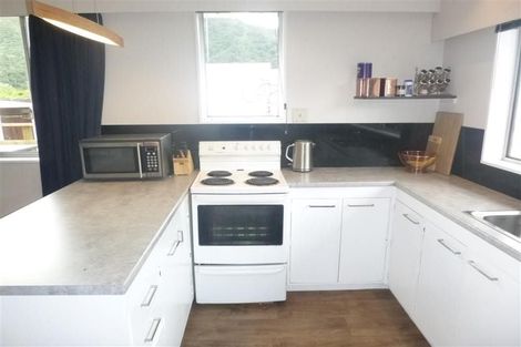 Photo of property in 25 California Drive, Totara Park, Upper Hutt, 5018