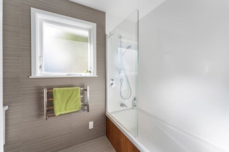 Photo of property in 135 Orangi Kaupapa Road, Northland, Wellington, 6012