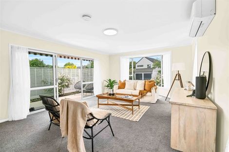 Photo of property in 15 Strathean Avenue, Avonhead, Christchurch, 8042