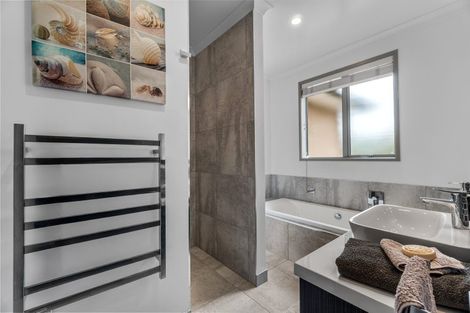 Photo of property in 8 September Grove, Tamahere, Hamilton, 3283