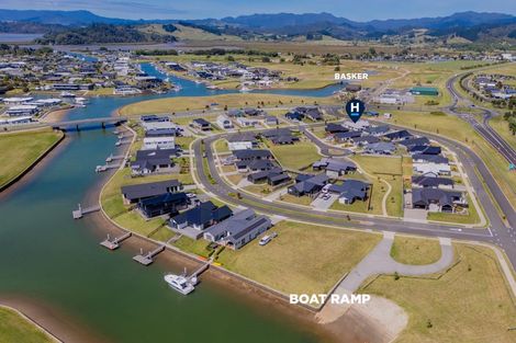 Photo of property in 1 Ngaroma Crescent, Whitianga, 3510