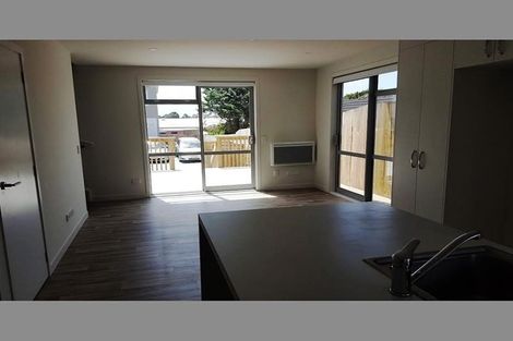 Photo of property in 10 Kanorau Place, Mangere, Auckland, 2022