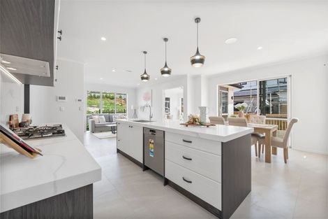 Photo of property in 46 Elevation Street, Flat Bush, Auckland, 2019
