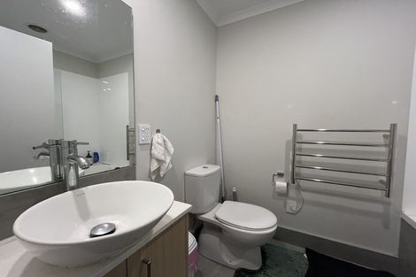 Photo of property in 3 Manawatere Way, Flat Bush, Auckland, 2019