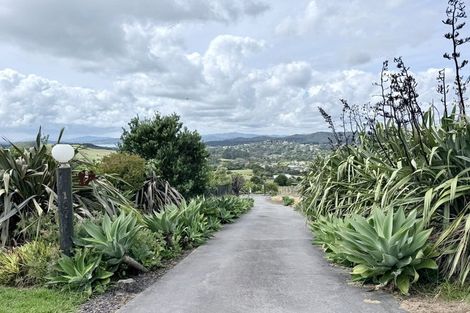 Photo of property in 157 Tui Glen Road, Haruru, 0204