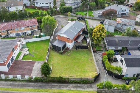 Photo of property in 19 Merchant Avenue, Te Atatu South, Auckland, 0610