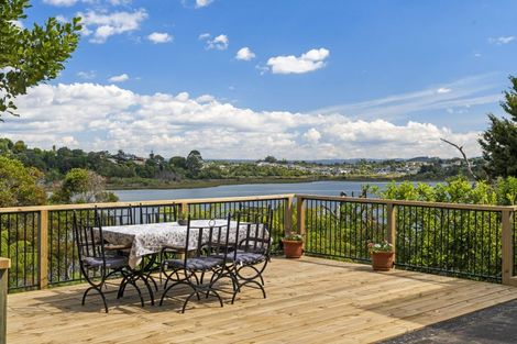 Photo of property in 28 Sunny Bay Road, Matua, Tauranga, 3110