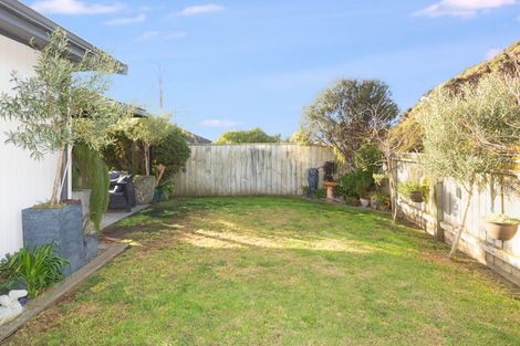 Photo of property in 130 Navigation Drive, Whitby, Porirua, 5024