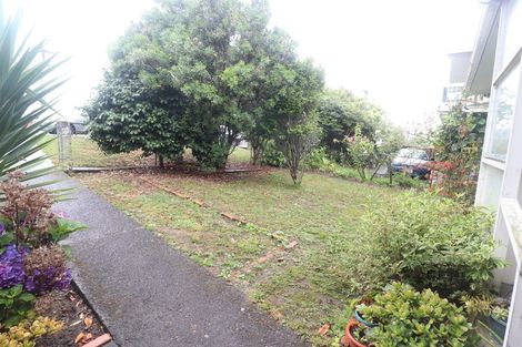 Photo of property in 25 Kaipatiki Road, Glenfield, Auckland, 0629