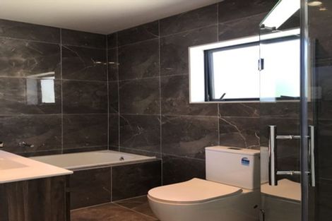 Photo of property in 3 Gamble Way, Massey, Auckland, 0614