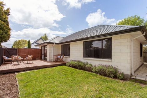Photo of property in 30 Lees Road, Strowan, Christchurch, 8052
