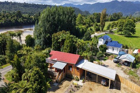 Photo of property in 240 Arapito Road, Karamea, 7893