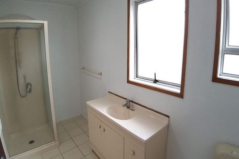 Photo of property in 19 St Catherine Crescent, West Harbour, Auckland, 0618