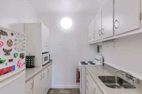 Photo of property in Hobson Court Flats, 76/70u Hobson Street, Thorndon, Wellington, 6011