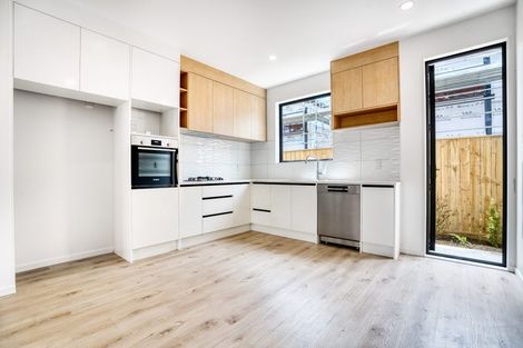 Photo of property in 10 Papai Lane, Massey, 0614