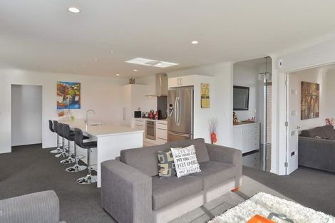 Photo of property in 4 Sequoia Way, Rangiora, 7400
