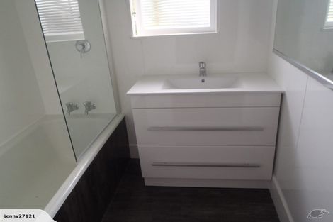 Photo of property in 17 Raine Street, Whanganui East, Whanganui, 4500