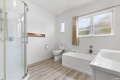 Photo of property in 53 Bruce Road, Glenfield, Auckland, 0629