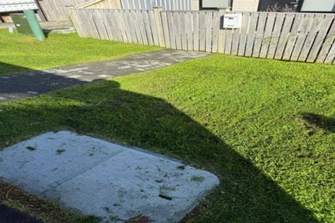 Photo of property in 2/9 Schnapper Rock Road, Greenhithe, Auckland, 0632