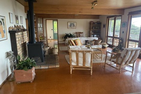 Photo of property in 122 Lone Kauri Road, Karekare, New Lynn, 0772