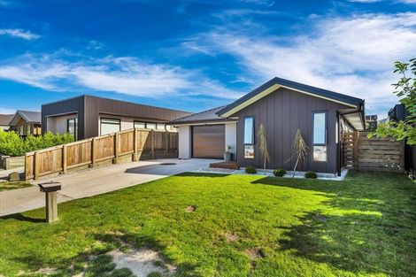 Photo of property in 215 Aubrey Road, Wanaka, 9305