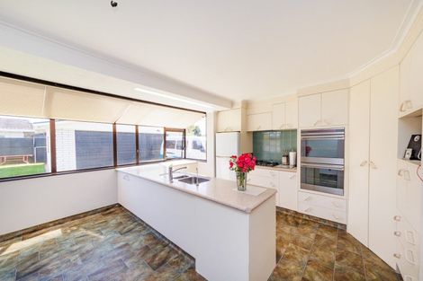 Photo of property in 29 Herbert Avenue, Cloverlea, Palmerston North, 4412