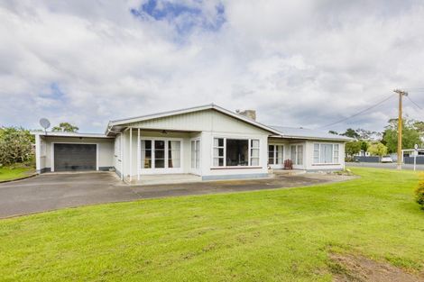 Photo of property in 2415 Takapau Road, Waipukurau, 4200