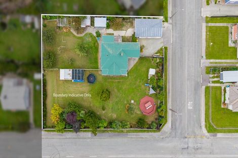 Photo of property in 1 Edward Street, Waimate, 7924