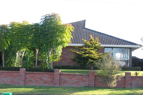 Photo of property in 8 Renwick Street, Papakura, 2110