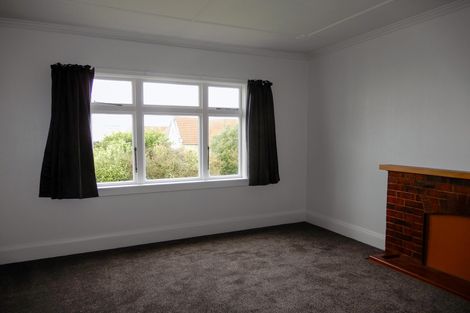 Photo of property in 6 Wharfe Street, South Hill, Oamaru, 9400