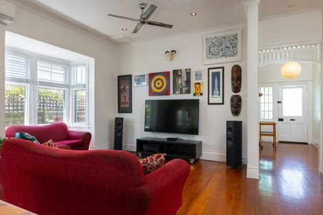 Photo of property in 32 Beaver Road, Blenheim, 7201