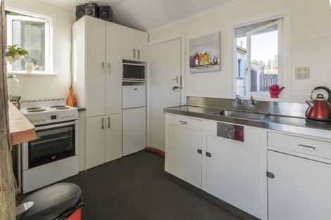 Photo of property in 33 Dungarvon Street, Wanaka, 9305