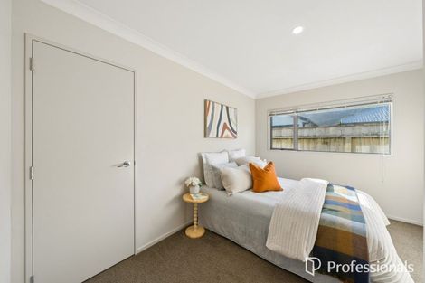 Photo of property in 16 Poppy Watts Grove, Stokes Valley, Lower Hutt, 5019