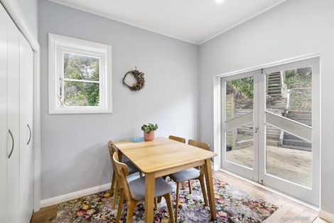 Photo of property in 9 Kaihuia Terrace, Northland, Wellington, 6012