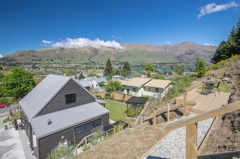 Photo of property in 44 Hedditch Street, Wanaka, 9305
