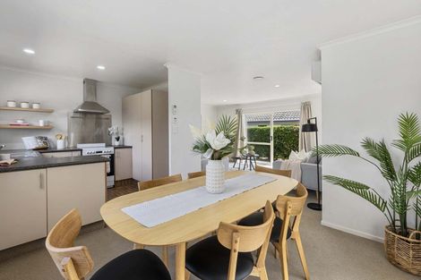 Photo of property in 130a Windsor Road, Bellevue, Tauranga, 3110