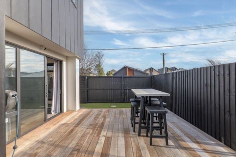 Photo of property in 16a Champion Street, Edgeware, Christchurch, 8013