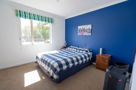 Photo of property in 2 Fairhurst Place, Rolleston, 7614