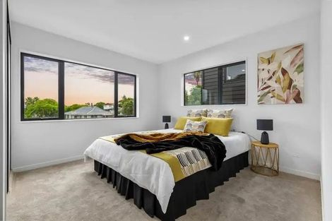 Photo of property in 56c Donovan Avenue, Massey, Auckland, 0614
