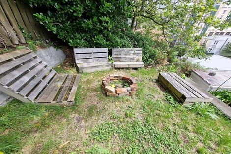 Photo of property in 89 Webb Street, Mount Cook, Wellington, 6011