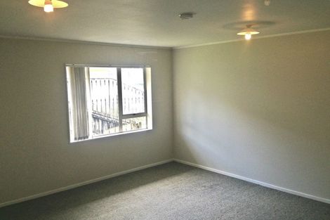 Photo of property in 13 Cretian Crescent, Henderson, Auckland, 0612