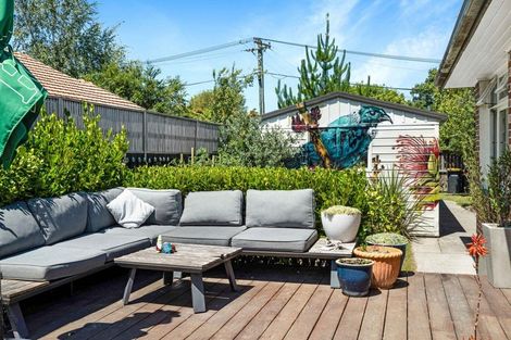 Photo of property in 15 Thornton Street, Mairehau, Christchurch, 8013