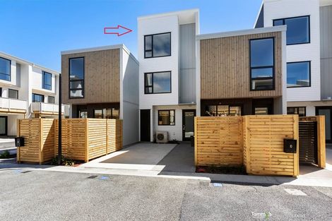 Photo of property in 12 Kamahi Place, Paraparaumu, 5032