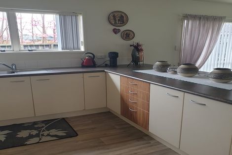 Photo of property in 11/15 O'sullivan Place, Waiuku, 2123