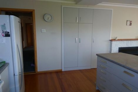 Photo of property in 16 Sandringham Street, Oamaru North, Oamaru, 9400