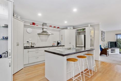Photo of property in 2 Flight Valley Way, Welcome Bay, Tauranga, 3175