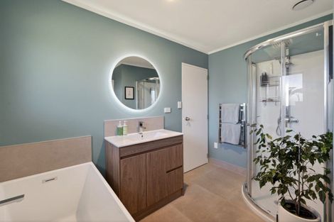 Photo of property in 15 Romana Crescent, Papamoa Beach, Papamoa, 3118